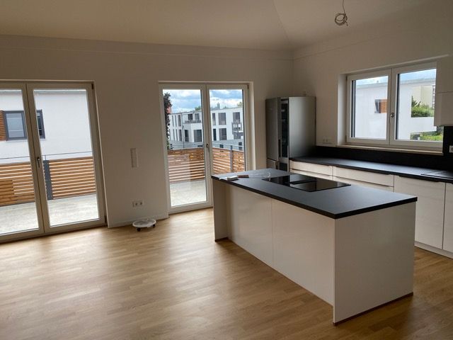 Gehobene 4-Zimmer-Wohnung im Zentrum von Obertraubling